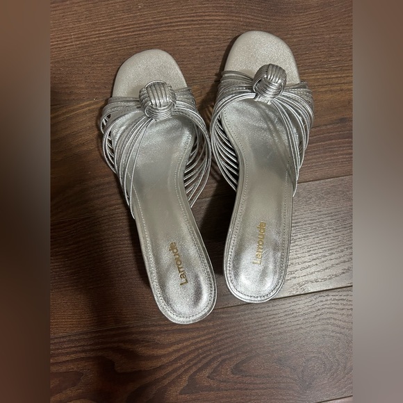 Larroude Valerie Mules (Sold) - Picture 6 of 8